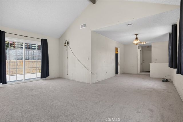 13265 Parkland Circle, Sylmar, CA 91342