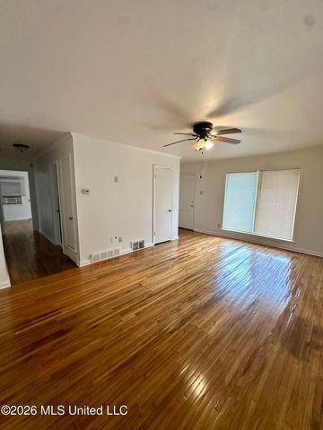 9124 Haleville Street, Southaven, MS 38671