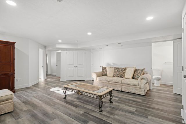 7127 W HAWK VIEW WAY, West Jordan, UT 84081