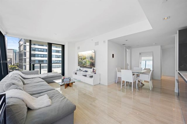 1451 Brickell Ave 1106, Miami, FL 33131