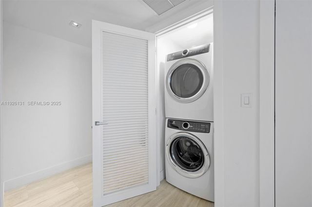 1451 Brickell Ave 1106, Miami, FL 33131