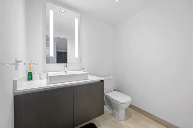 1451 Brickell Ave 1106, Miami, FL 33131