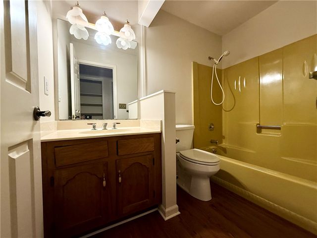 412 Hartwell Drive, Seneca, SC 29672