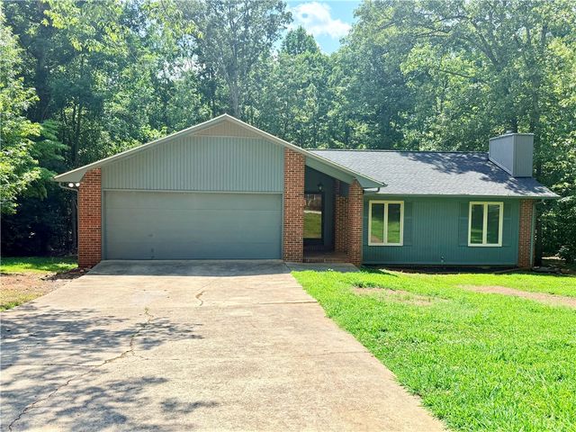 412 Hartwell Drive, Seneca, SC 29672