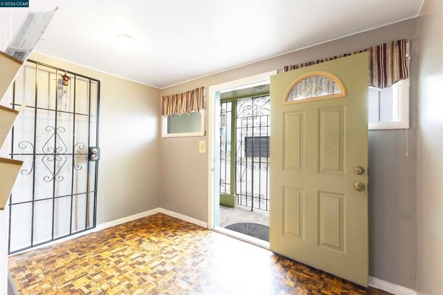 864 Moultrie St, San Francisco, CA 94110