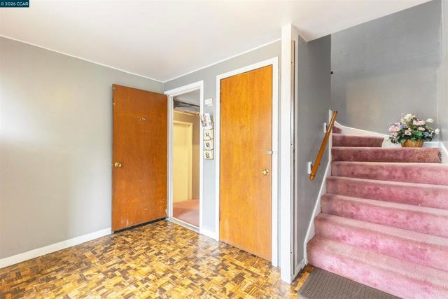 864 Moultrie St, San Francisco, CA 94110