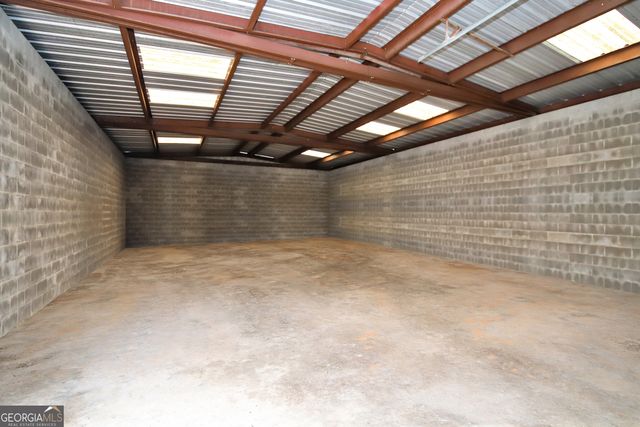 8037 County Road 289, Lanett, AL 36863