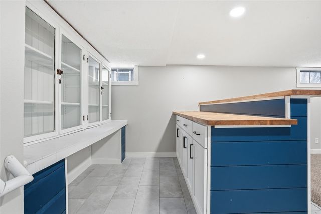 932 22nd Avenue SW, Cedar Rapids, IA 52404