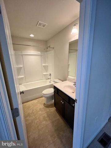 12105 BOWLING FARM CT, Fredericksburg, VA 22407