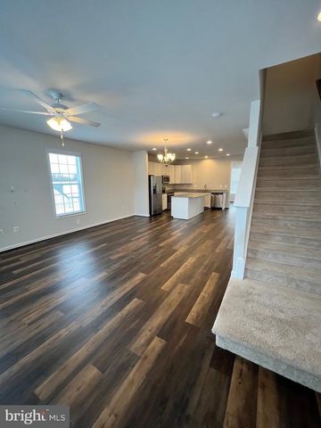 12105 BOWLING FARM CT, Fredericksburg, VA 22407