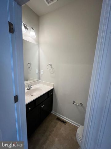 12105 BOWLING FARM CT, Fredericksburg, VA 22407