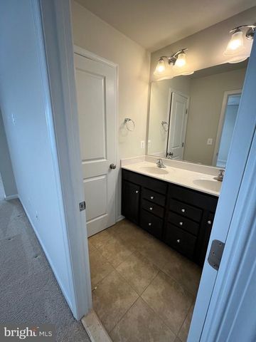 12105 BOWLING FARM CT, Fredericksburg, VA 22407