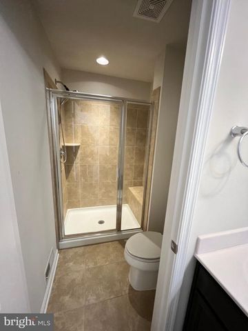 12105 BOWLING FARM CT, Fredericksburg, VA 22407