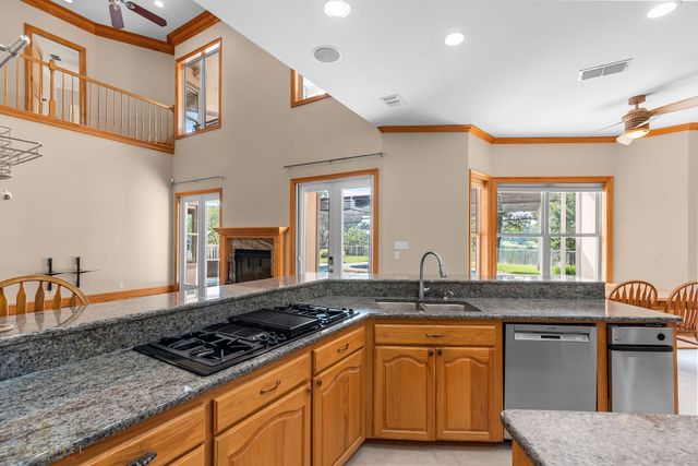 135 Oak Leaf Trail, Benton, LA 71006