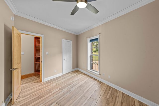 135 Oak Leaf Trail, Benton, LA 71006