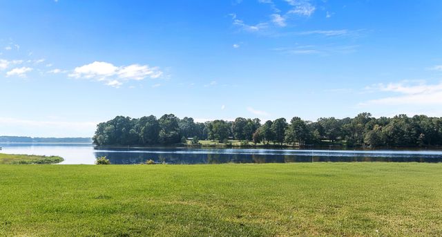 135 Oak Leaf Trail, Benton, LA 71006