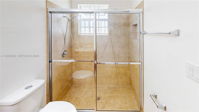 12922 SW 221st St, Miami, FL 33170