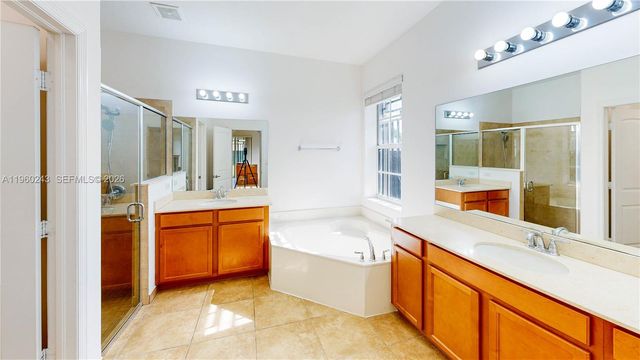 12922 SW 221st St, Miami, FL 33170