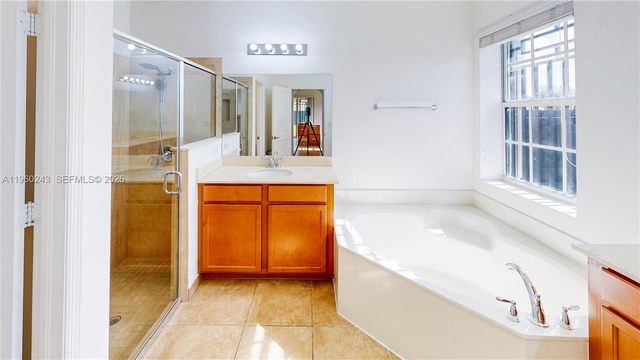 12922 SW 221st St, Miami, FL 33170