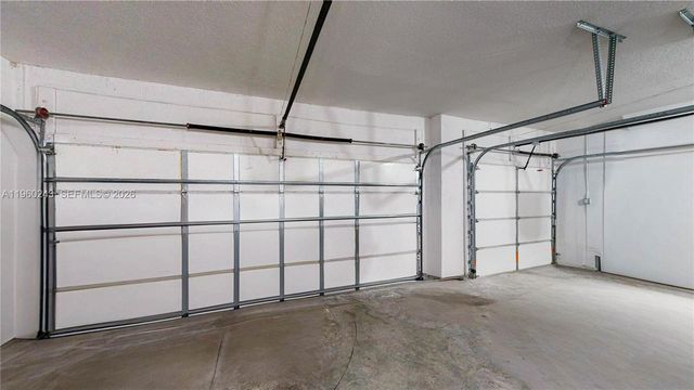 12922 SW 221st St, Miami, FL 33170