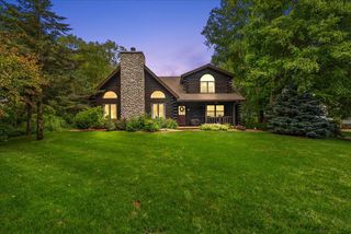 2380 W Shore Drive, Trufant, MI 49347
