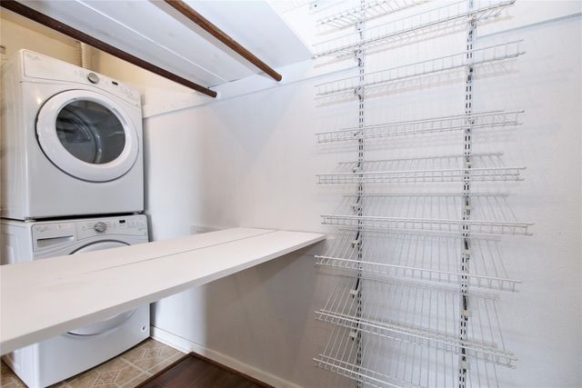 6433 Bayou Glen 6433, Houston, TX 77057