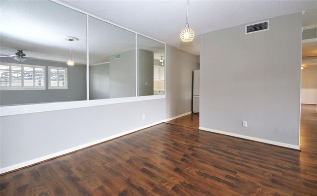 6433 Bayou Glen 6433, Houston, TX 77057