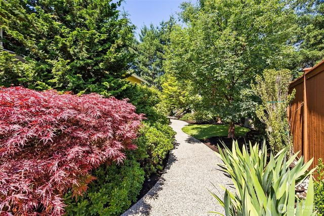 4915 Orcas Street NE, Olympia, WA 98516