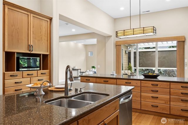 4915 Orcas Street NE, Olympia, WA 98516