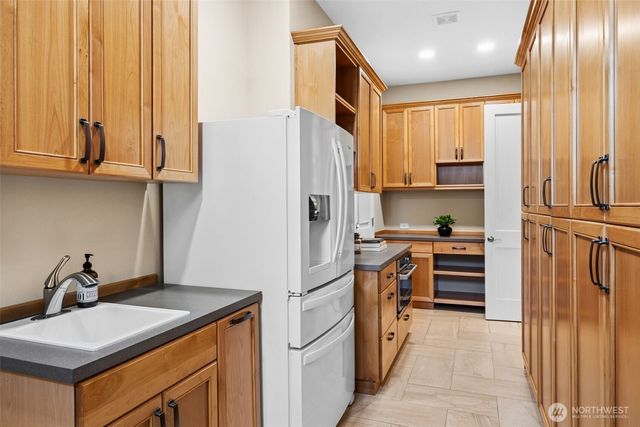 4915 Orcas Street NE, Olympia, WA 98516