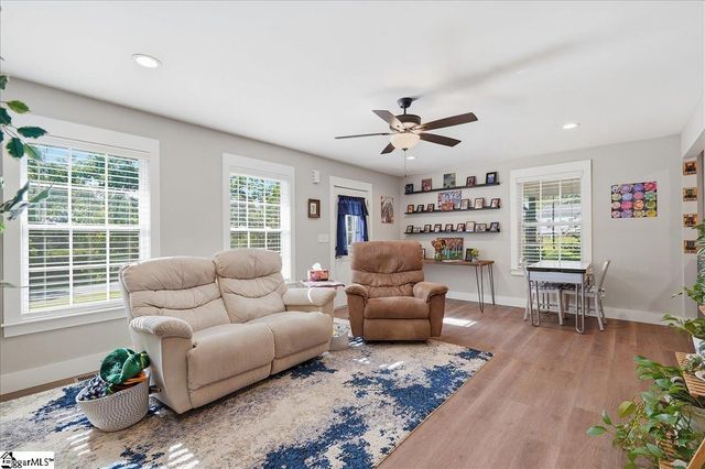 384 Ammons Road, Spartanburg, SC 29306