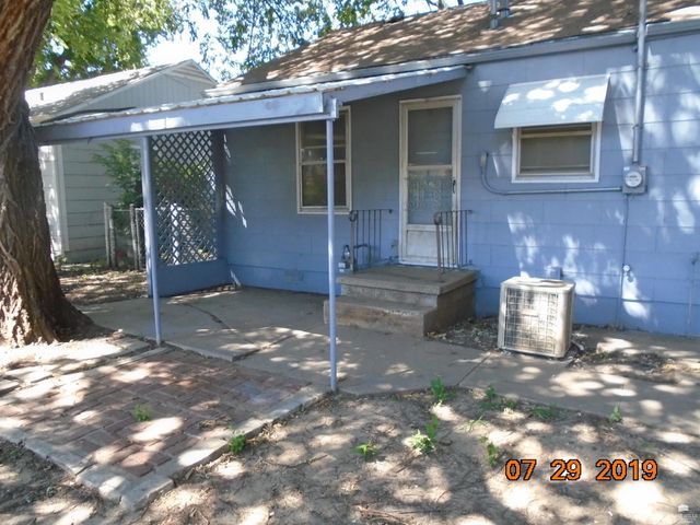 705 N Eisenhower Drive, Junction City, KS 66441