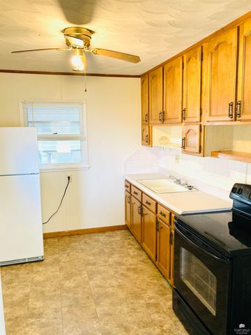 705 N Eisenhower Drive, Junction City, KS 66441