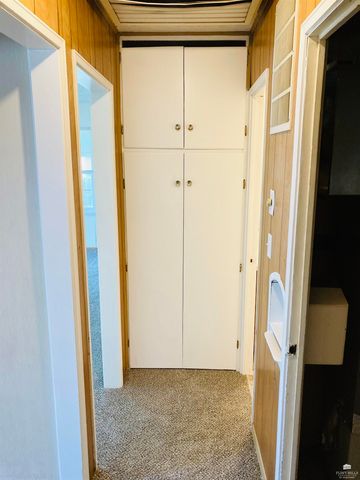 705 N Eisenhower Drive, Junction City, KS 66441