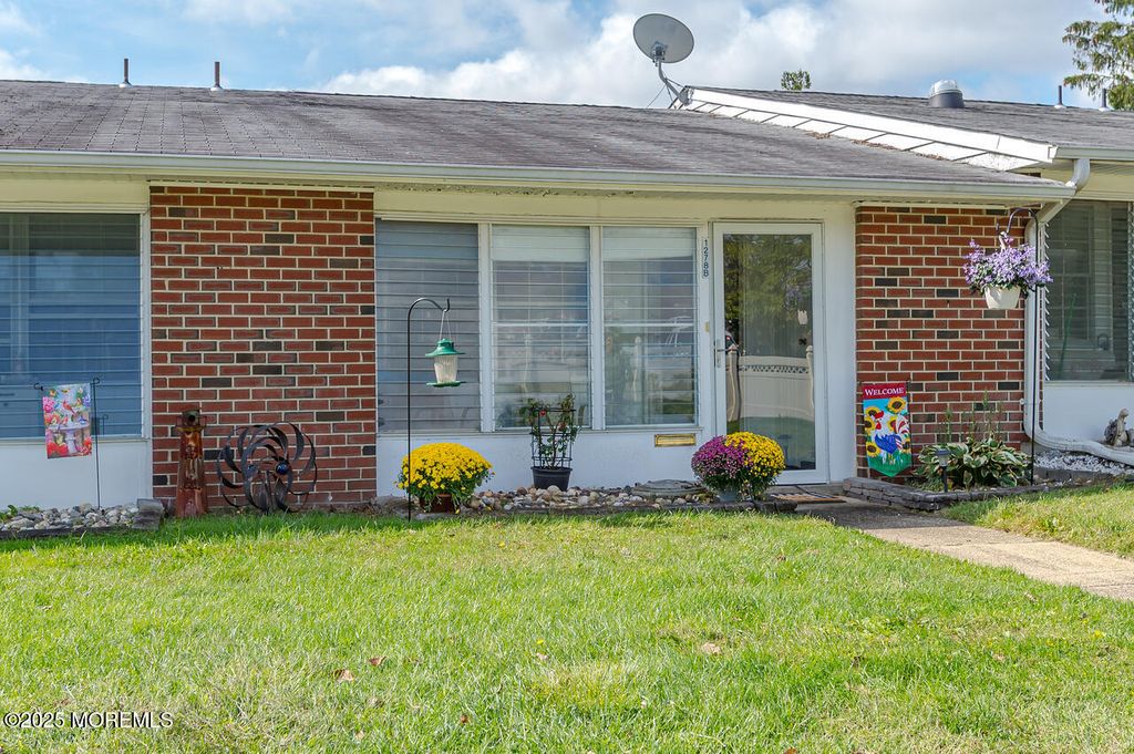 1278B Argyll Circle, Lakewood, NJ 08701