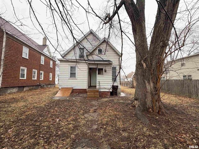 314 E ARCHER Avenue, Peoria, IL 61603
