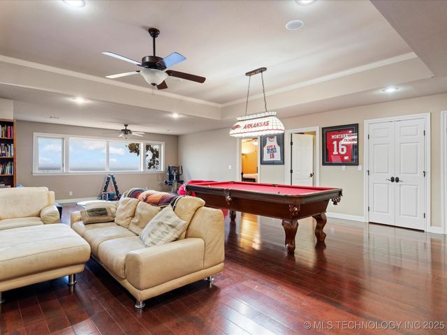 2628 Mountain Road, Bartlesville, OK 74003