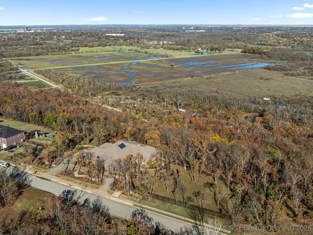 2628 Mountain Road, Bartlesville, OK 74003