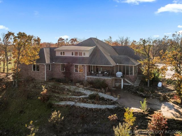 2628 Mountain Road, Bartlesville, OK 74003