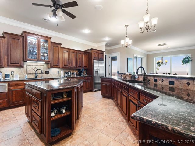 2628 Mountain Road, Bartlesville, OK 74003