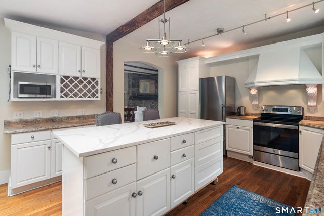 14 Partrick Lane, Wilton, CT 06897
