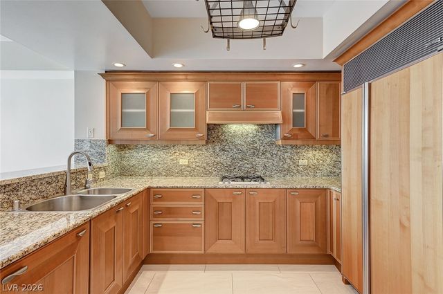 2777 Paradise Road 603, Las Vegas, NV 89109