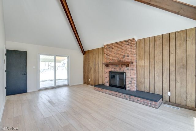 292 Parkview Drive, Aurora, OH 44202