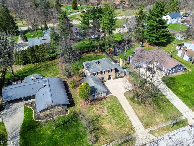 292 Parkview Drive, Aurora, OH 44202