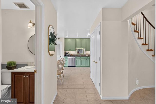 5922 QUEENSTON ST, Springfield, VA 22152