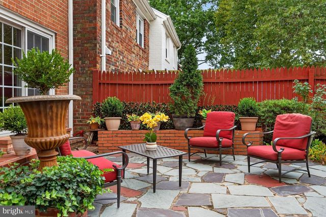 5922 QUEENSTON ST, Springfield, VA 22152
