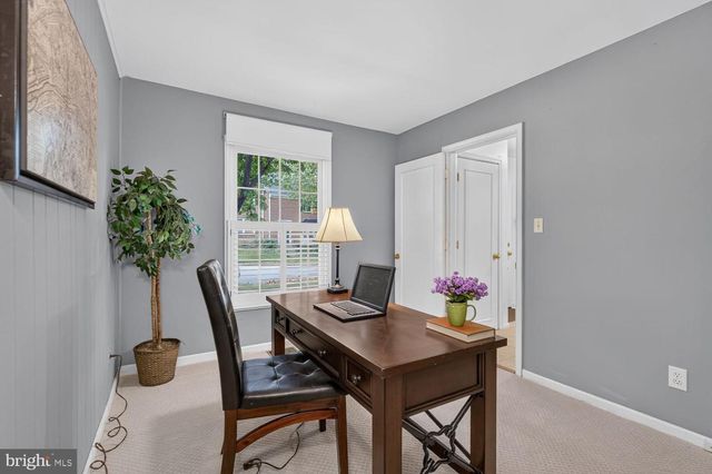 5922 QUEENSTON ST, Springfield, VA 22152