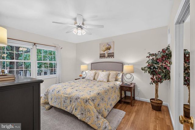 5922 QUEENSTON ST, Springfield, VA 22152