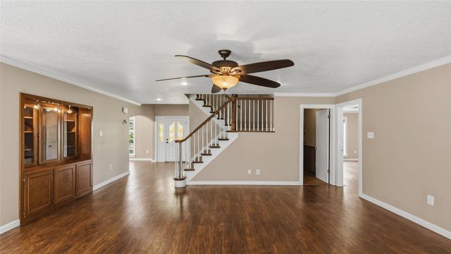 5125 Sandy Creek Lane, Brenham, TX 77833