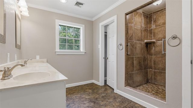 5125 Sandy Creek Lane, Brenham, TX 77833